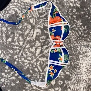 strapless bikini top